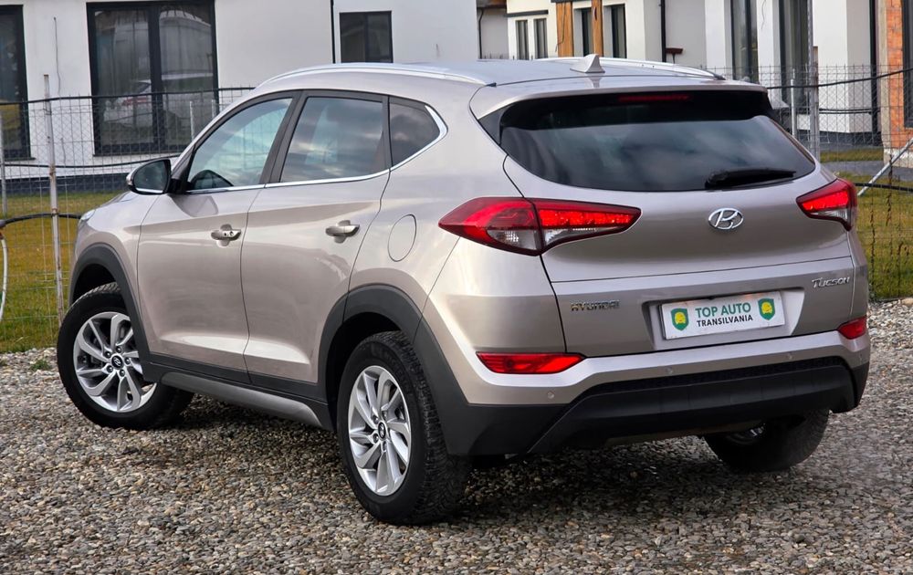 Hyundai Tucson //Rate//