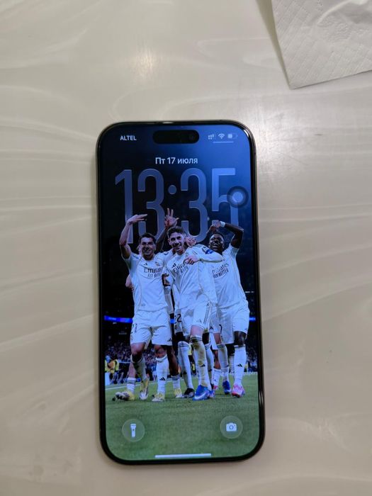 iphone 16 pro продам полный комплект