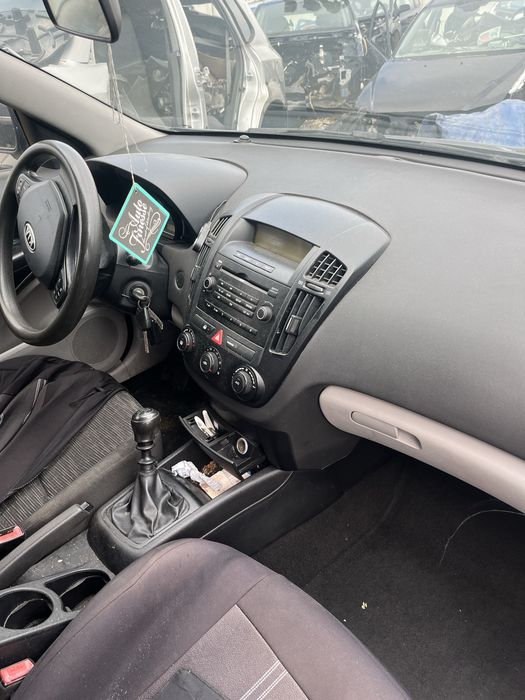 Vand ansamblu de stergatoare Dacia Logan 1! 2003-2012