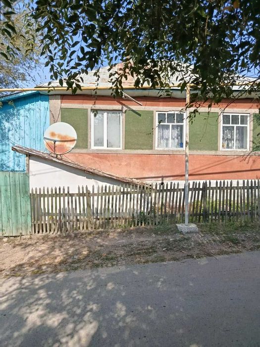 Продам кирпичный дом