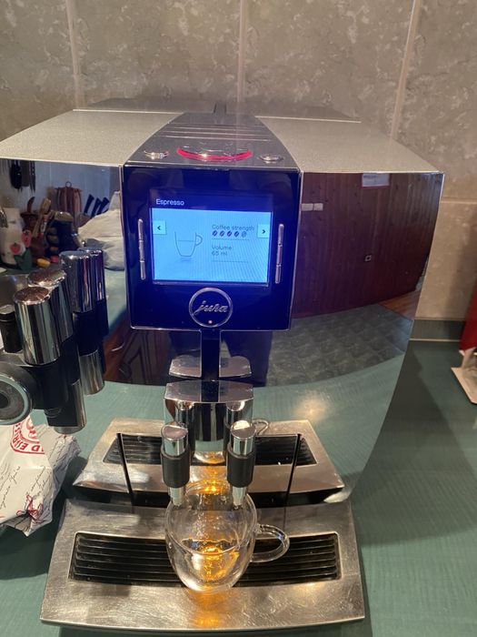 Каферобот Jura Impressa J9