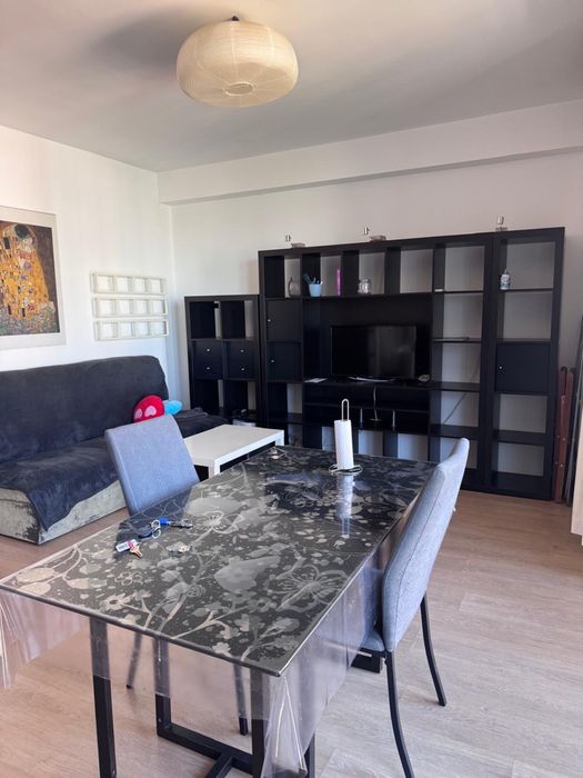 Inchiriez apartament cu 3 camere , 2 bai , complet mobilat si utilat in blocul Iris 3