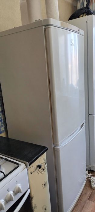 Продам холодильник