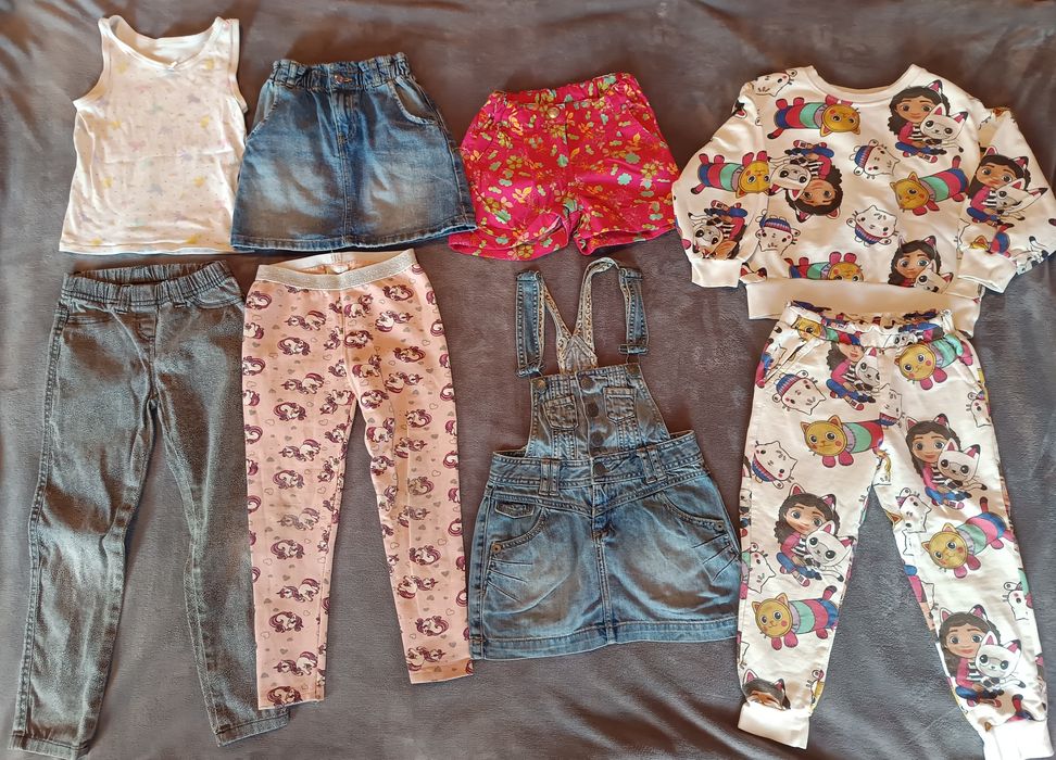 Lot hainute fete marimea 104-110