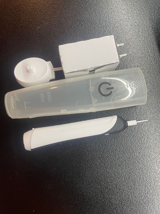 Продавам четка за зъби