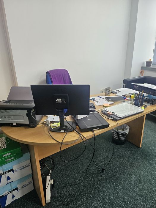 Офисный письменный стол