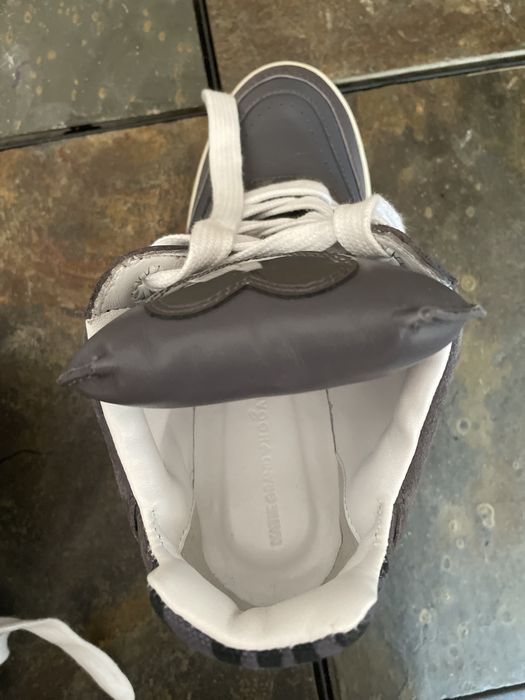 Vand platforme Hogan