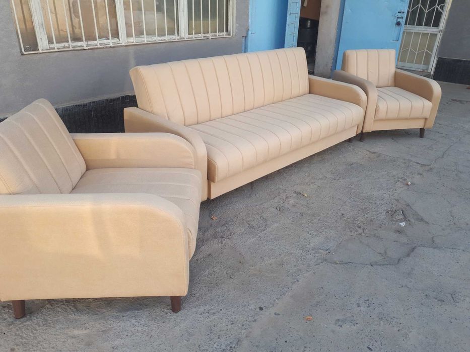 Диван или кровать мягкая