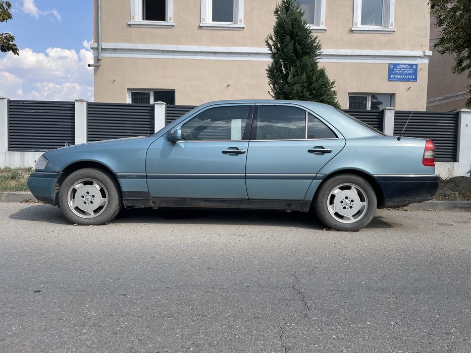 MERCEDES-BENZ C-Class 1993 — imagine 3