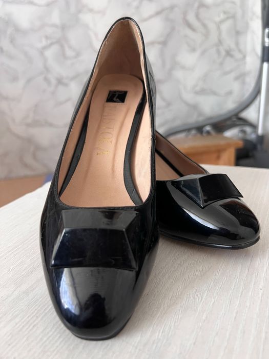 Продам туфли.36 размер