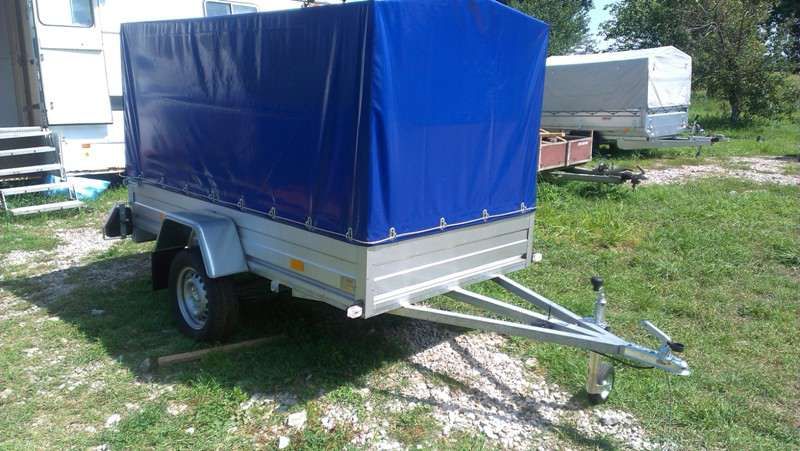 Inchiriez remorci remorcute 750 kg Slep platforma auto