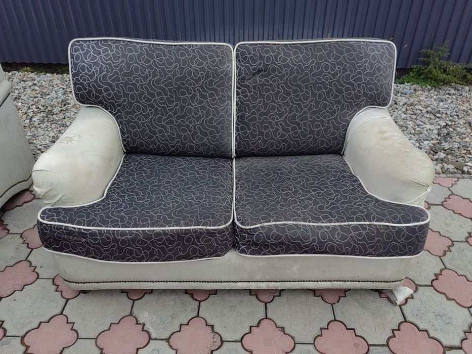 Диван, раскладной.