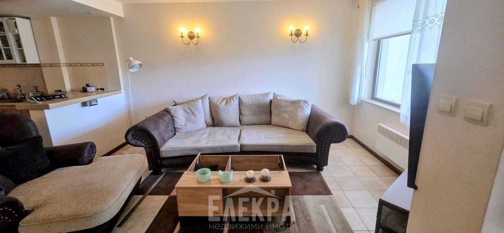 Продава се Къща в Варна, Център - 168 кв.м за 425 €/кв.м - Снимка #3