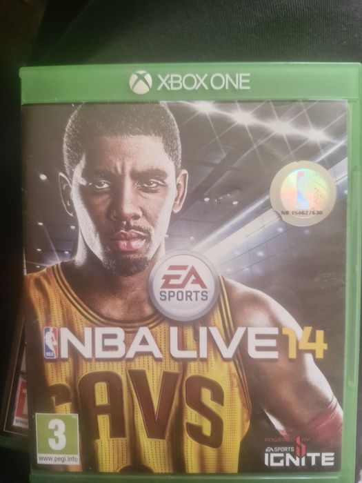 Xbox one plus 6 jocuri si o maneta si 1 monitor lenovo