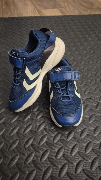 Adidasi Hummel marime 29