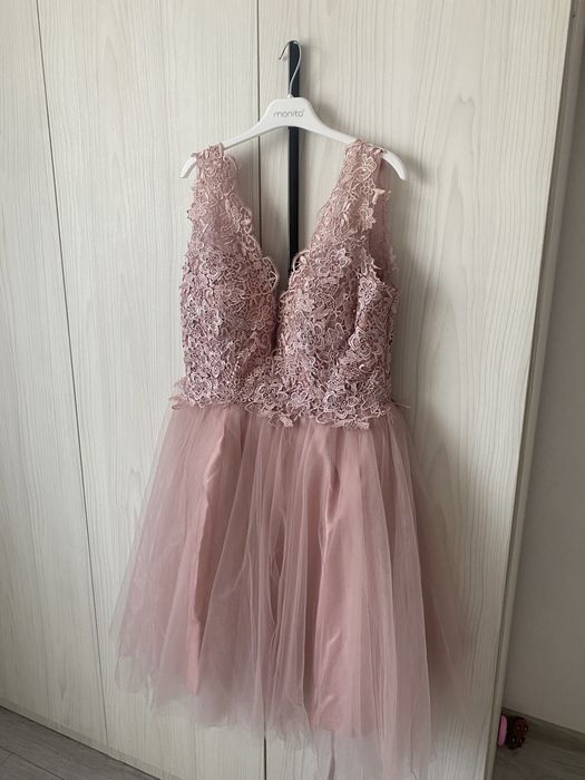 Rochie eleganta evenimente