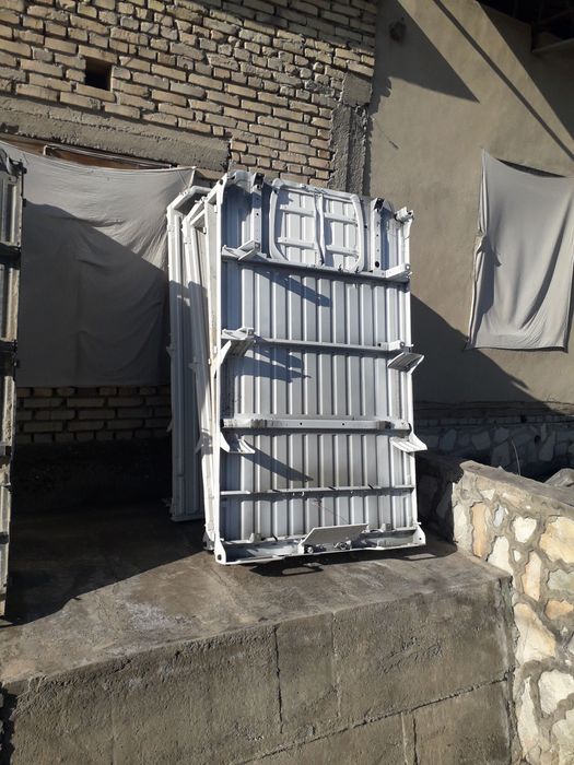 Labo pol  sotiladi barchasi yangi holatda