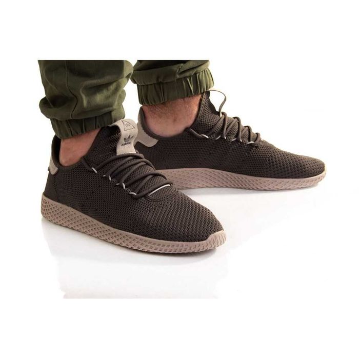 Мъжки маратонки ADIDAS PHARRELL WILLIAMS HU    Оригинални    EU42 2/3
