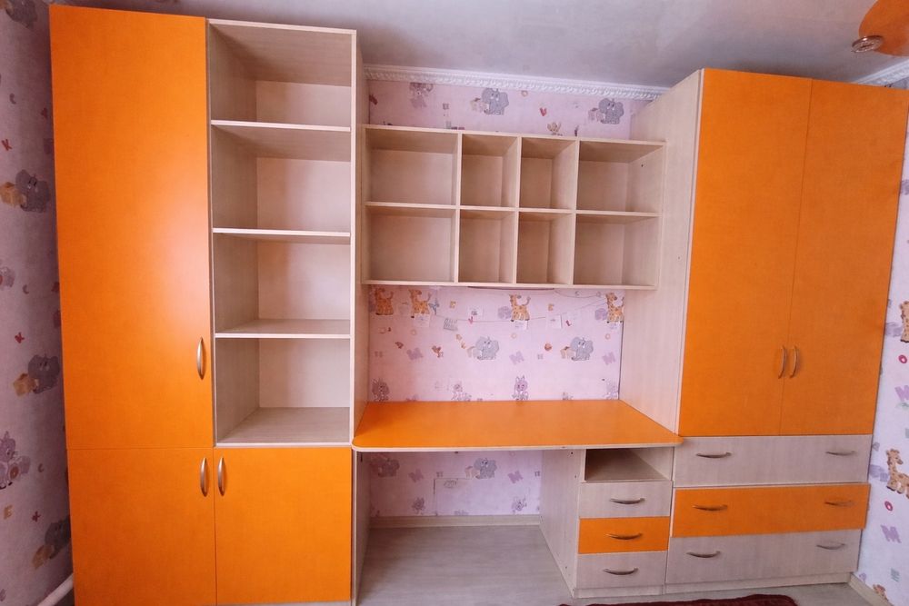 Продам детский спальный гарнитур