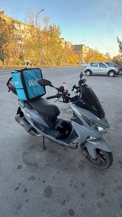 Продам скутер Макси вилими