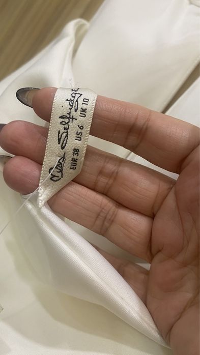 Нова рокля, стилна!