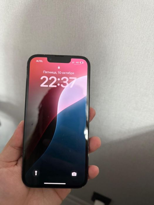 Телефон Айфон он торт