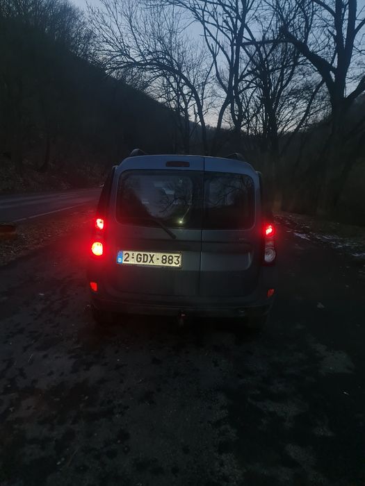 Vând Dacia 1.5 dci