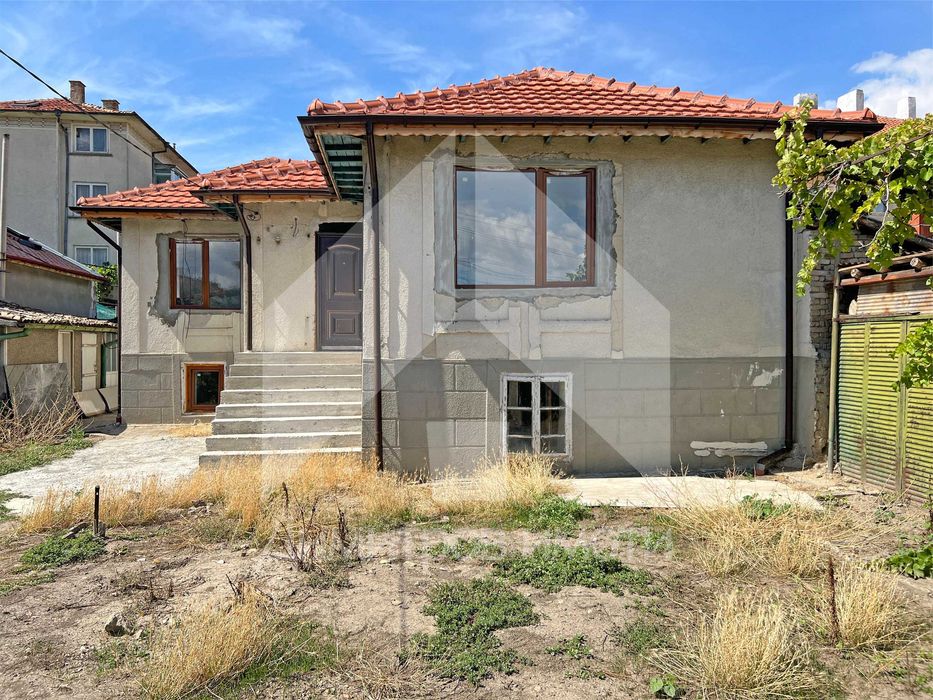 Продава се Къща в Нови пазар - 118 кв.м за 653 €/кв.м - Снимка #21