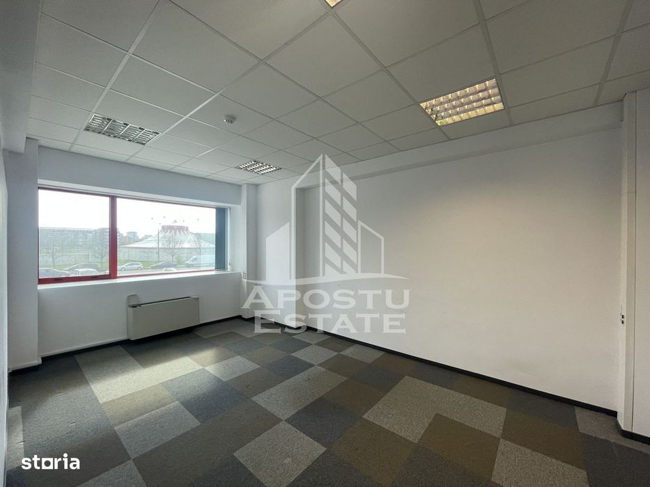 Spatii birouri, 440 pana la 1350 mp, Zona Lipovei