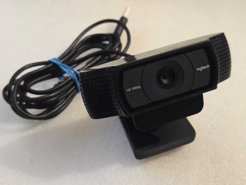 Camera web Logitech HD Pro C920, Full HD, Negru, Microfon - poze reale