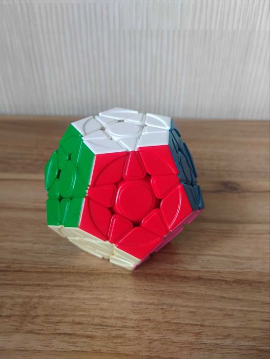 Рубик куб, пирамида, 2x2, призма, мегаминкс