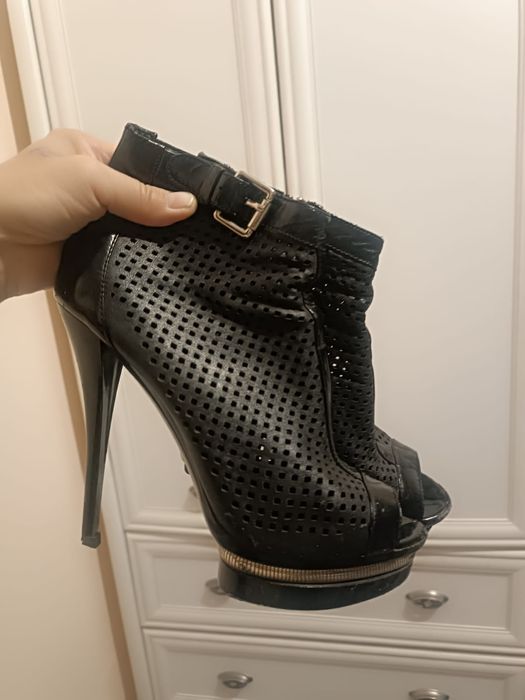 Туфли на каблуках 38 размер