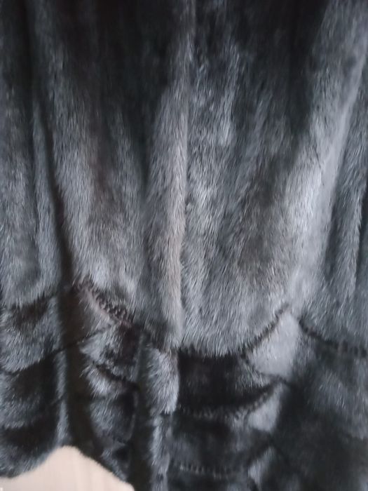 Продам норковую шубу