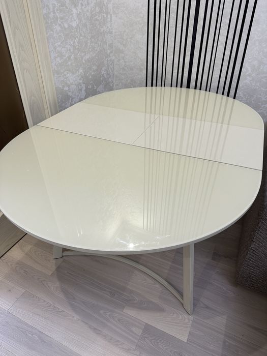 Стол  для  кухни