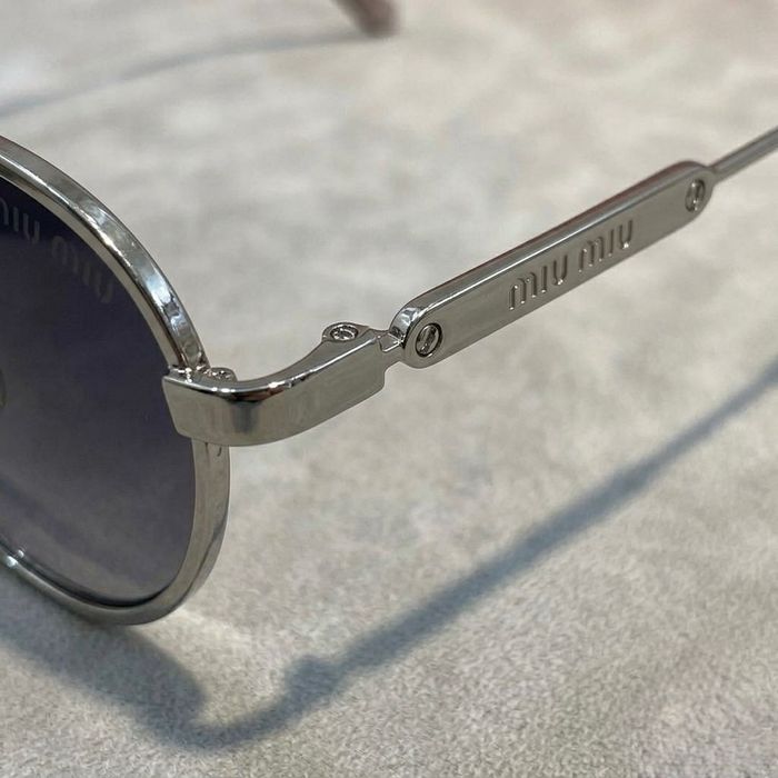 Слънчеви очила Miu Miu 8072