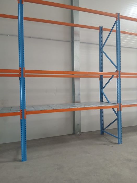 Vindem rafturi metalice pro eur