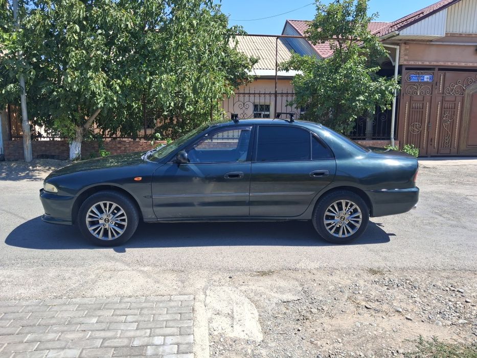 Мицубиси галант живой