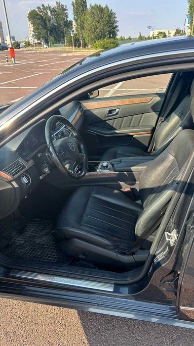 MERCEDES-BENZ E-Class 2012 — imagine 4
