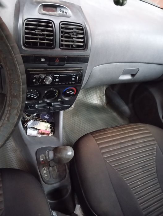 Хюндай акцент 2003