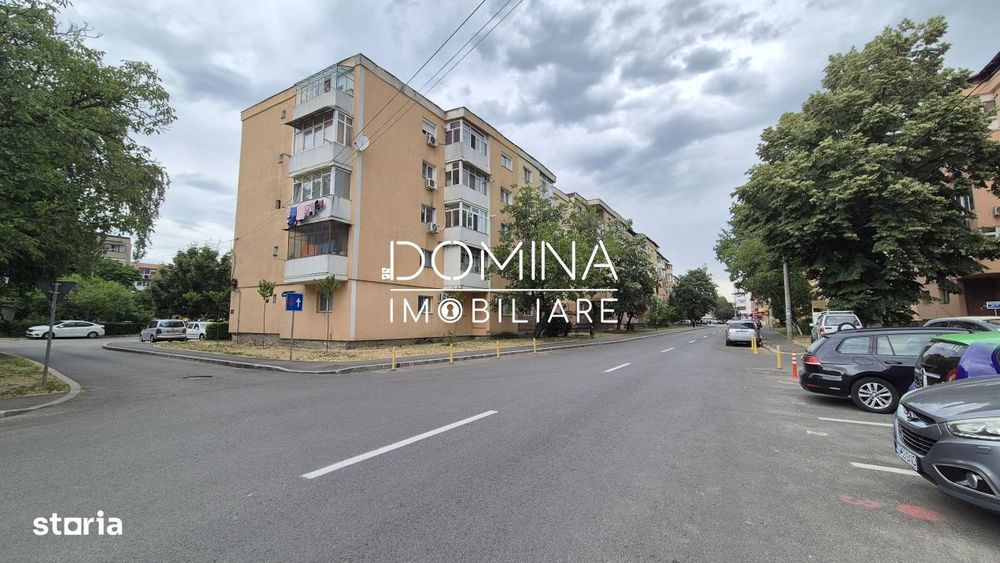 Vanzare apartament 3 camere, 75 mp, situat in Targu Jiu, strada 23 Aug