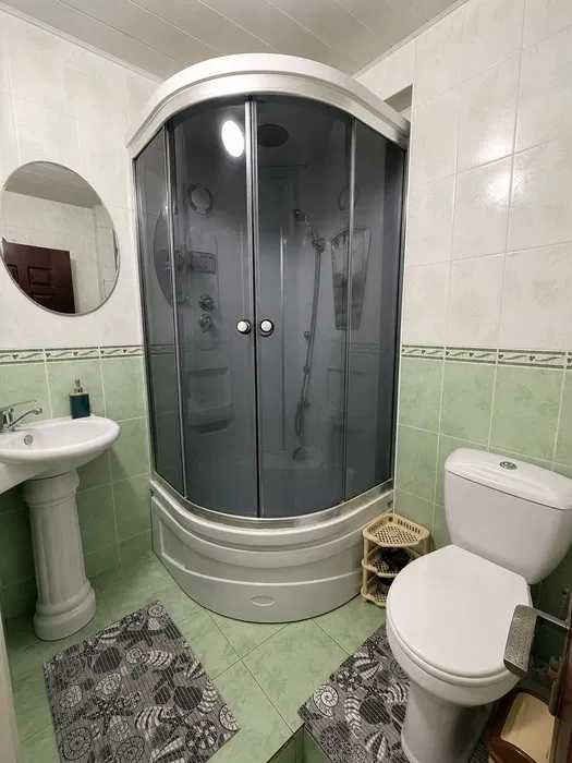 Продаю квартиру.2\4\5 ЗАГС МИРЗ0-ГО района,м Хамида Алимджана