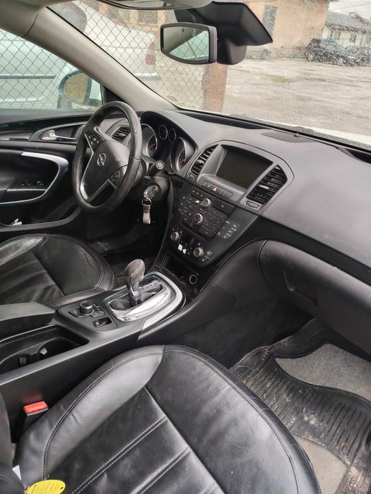 Opel Insignia, Опел Инсигния на части! Юни 2011