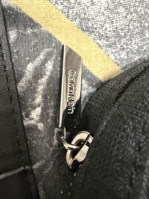 Calvin klein чанта