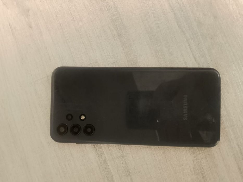 Продам два телефона