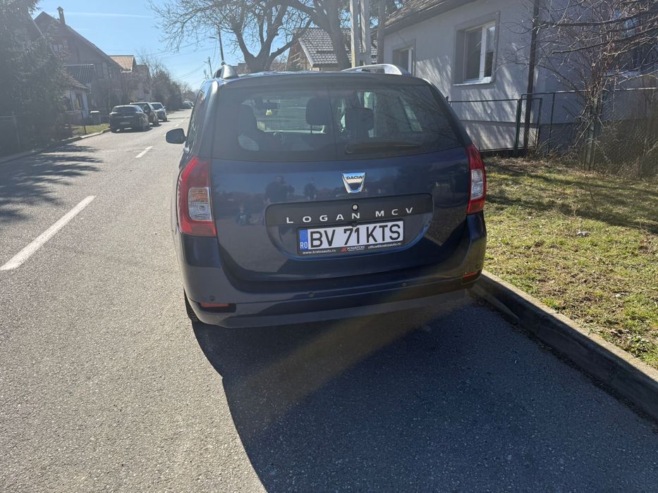 Logan MCV  de vanzare