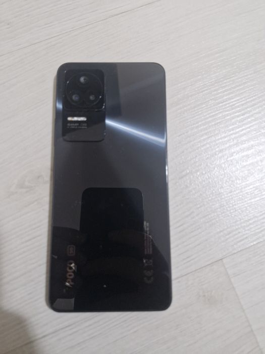Poco f4 8/256 гб