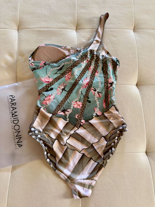 Цял бански Paramidonna