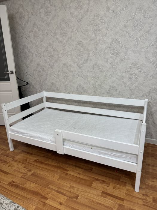 Продам детскую кровать
