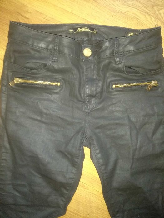 Черен тесен панталон