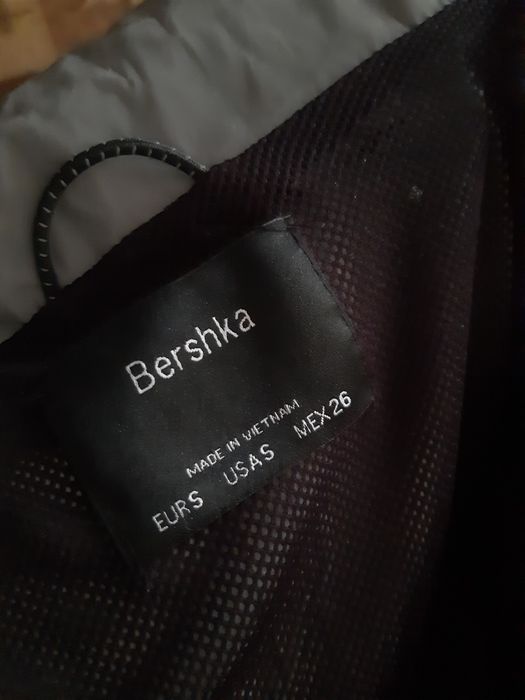 Продам костюм Bershka 44 размер